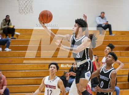 Thumbnail 1 in Sandy Creek vs Meadowcreek (Holiday Hoopsgiving Tournament) photogallery.
