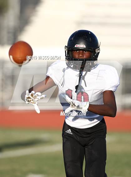 Thumbnail 1 in FR: Red Mountain @ Westview photogallery.