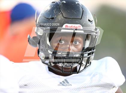 Thumbnail 1 in FR: Red Mountain @ Westview photogallery.