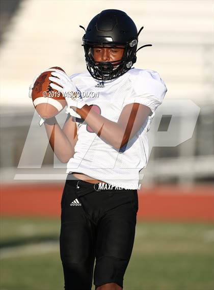 Thumbnail 2 in FR: Red Mountain @ Westview photogallery.