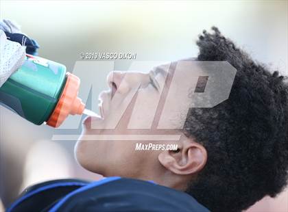 Thumbnail 3 in FR: Red Mountain @ Westview photogallery.