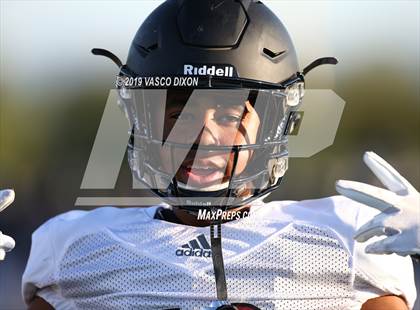 Thumbnail 2 in FR: Red Mountain @ Westview photogallery.