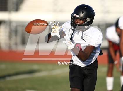 Thumbnail 3 in FR: Red Mountain @ Westview photogallery.