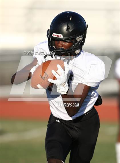 Thumbnail 1 in FR: Red Mountain @ Westview photogallery.