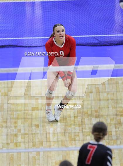 Thumbnail 2 in Gunnison vs. Centauri (CHSAA 3A 1st Round) photogallery.
