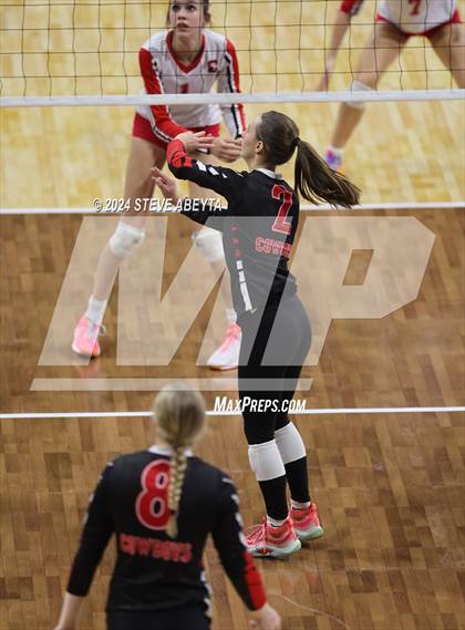 Thumbnail 2 in Gunnison vs. Centauri (CHSAA 3A 1st Round) photogallery.