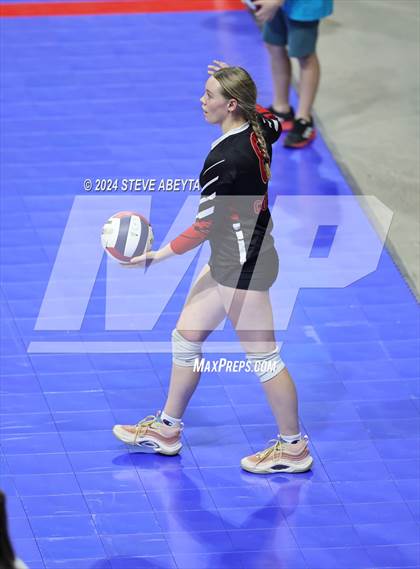 Thumbnail 3 in Gunnison vs. Centauri (CHSAA 3A 1st Round) photogallery.