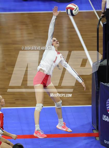Thumbnail 3 in Gunnison vs. Centauri (CHSAA 3A 1st Round) photogallery.