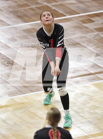 Thumbnail 2 in Gunnison vs. Centauri (CHSAA 3A 1st Round) photogallery.