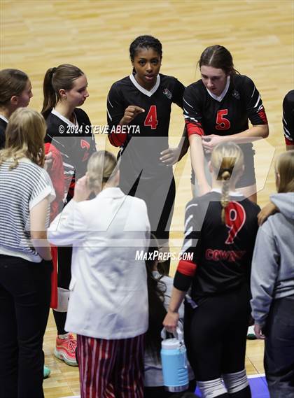 Thumbnail 2 in Gunnison vs. Centauri (CHSAA 3A 1st Round) photogallery.