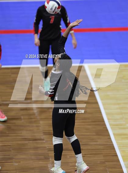 Thumbnail 3 in Gunnison vs. Centauri (CHSAA 3A 1st Round) photogallery.
