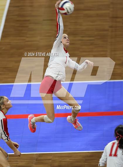 Thumbnail 3 in Gunnison vs. Centauri (CHSAA 3A 1st Round) photogallery.