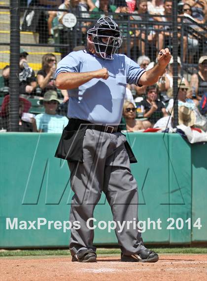 Thumbnail 2 in Golden West vs. Dinuba (CIF CS D3 Final) photogallery.