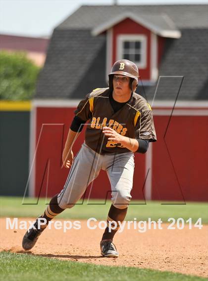 Thumbnail 2 in Golden West vs. Dinuba (CIF CS D3 Final) photogallery.