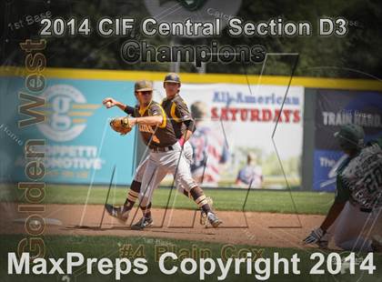 Thumbnail 2 in Golden West vs. Dinuba (CIF CS D3 Final) photogallery.