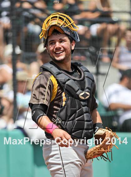 Thumbnail 2 in Golden West vs. Dinuba (CIF CS D3 Final) photogallery.