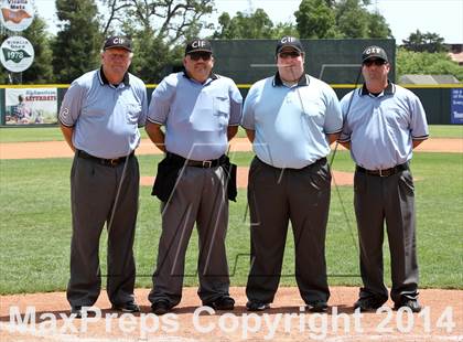 Thumbnail 2 in Golden West vs. Dinuba (CIF CS D3 Final) photogallery.