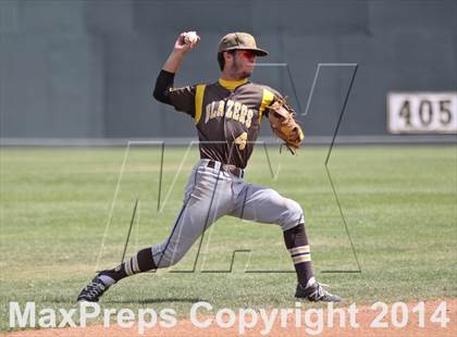 Thumbnail 1 in Golden West vs. Dinuba (CIF CS D3 Final) photogallery.