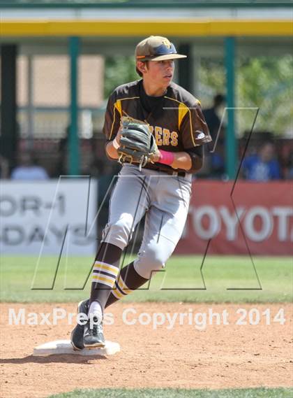 Thumbnail 2 in Golden West vs. Dinuba (CIF CS D3 Final) photogallery.