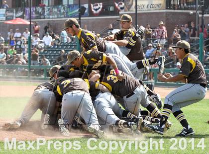 Thumbnail 2 in Golden West vs. Dinuba (CIF CS D3 Final) photogallery.