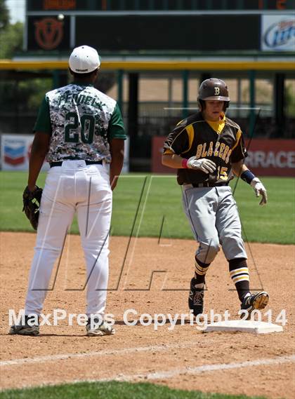 Thumbnail 3 in Golden West vs. Dinuba (CIF CS D3 Final) photogallery.