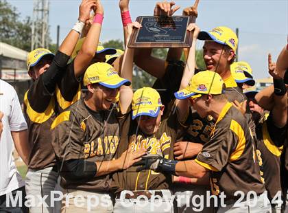 Thumbnail 3 in Golden West vs. Dinuba (CIF CS D3 Final) photogallery.