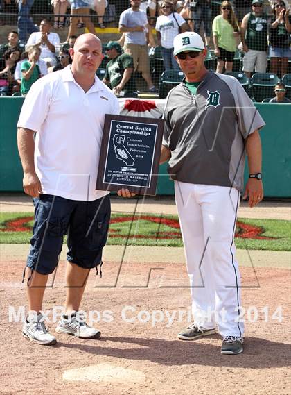 Thumbnail 2 in Golden West vs. Dinuba (CIF CS D3 Final) photogallery.