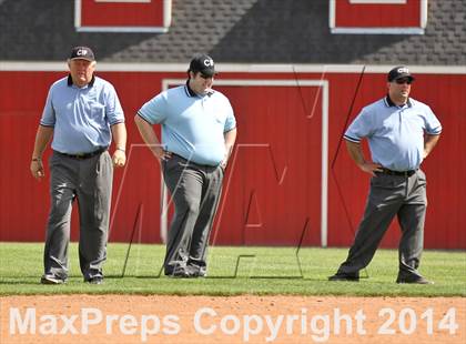 Thumbnail 3 in Golden West vs. Dinuba (CIF CS D3 Final) photogallery.