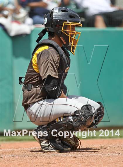 Thumbnail 2 in Golden West vs. Dinuba (CIF CS D3 Final) photogallery.