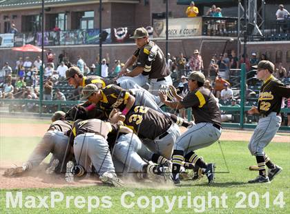 Thumbnail 3 in Golden West vs. Dinuba (CIF CS D3 Final) photogallery.