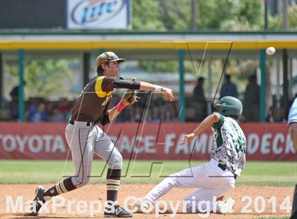Thumbnail 1 in Golden West vs. Dinuba (CIF CS D3 Final) photogallery.