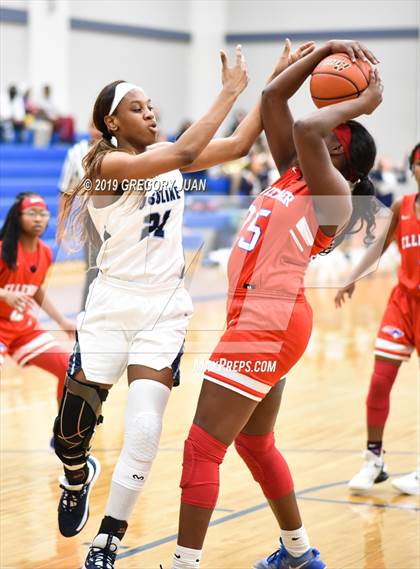 Thumbnail 3 in A.J. Ellender @ Ursuline Academy photogallery.