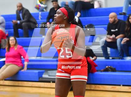 Thumbnail 2 in A.J. Ellender @ Ursuline Academy photogallery.