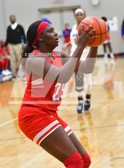 Thumbnail 1 in A.J. Ellender @ Ursuline Academy photogallery.