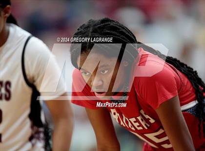 Thumbnail 3 in Ryan vs Mansfield Timberview (UIL 5A Basketball Regional Quarterfinals) photogallery.