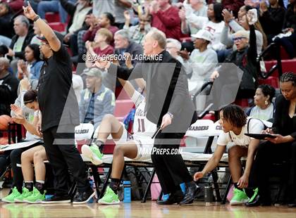 Thumbnail 1 in Ryan vs Mansfield Timberview (UIL 5A Basketball Regional Quarterfinals) photogallery.