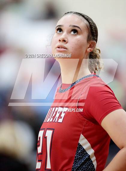 Thumbnail 1 in Ryan vs Mansfield Timberview (UIL 5A Basketball Regional Quarterfinals) photogallery.