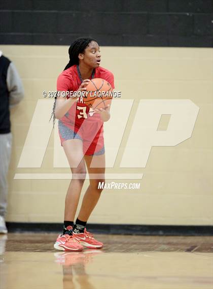 Thumbnail 2 in Ryan vs Mansfield Timberview (UIL 5A Basketball Regional Quarterfinals) photogallery.