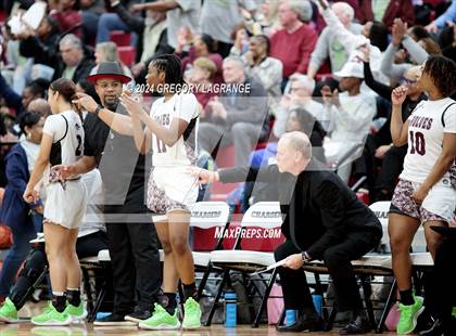 Thumbnail 3 in Ryan vs Mansfield Timberview (UIL 5A Basketball Regional Quarterfinals) photogallery.