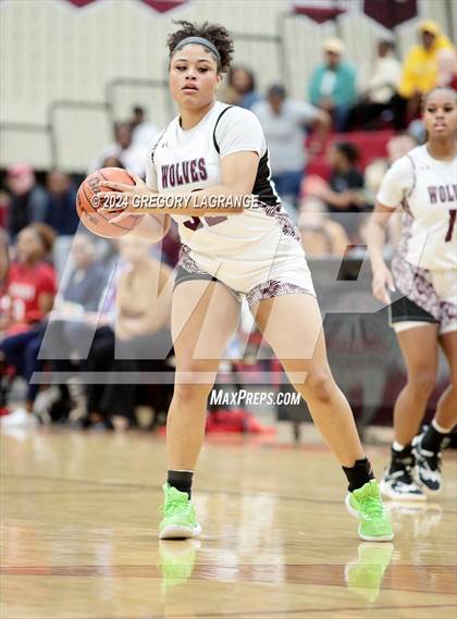 Thumbnail 3 in Ryan vs Mansfield Timberview (UIL 5A Basketball Regional Quarterfinals) photogallery.