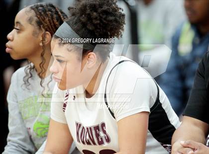 Thumbnail 1 in Ryan vs Mansfield Timberview (UIL 5A Basketball Regional Quarterfinals) photogallery.