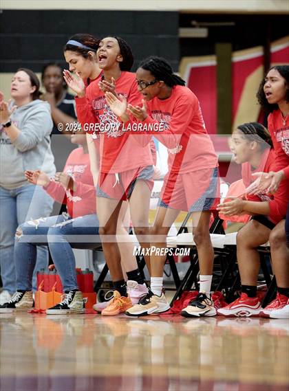 Thumbnail 2 in Ryan vs Mansfield Timberview (UIL 5A Basketball Regional Quarterfinals) photogallery.