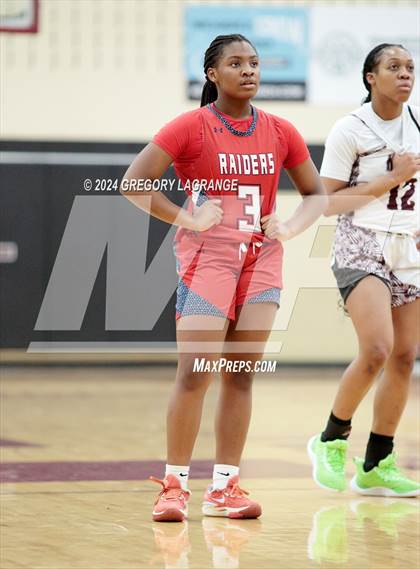Thumbnail 3 in Ryan vs Mansfield Timberview (UIL 5A Basketball Regional Quarterfinals) photogallery.