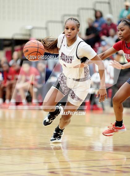 Thumbnail 2 in Ryan vs Mansfield Timberview (UIL 5A Basketball Regional Quarterfinals) photogallery.