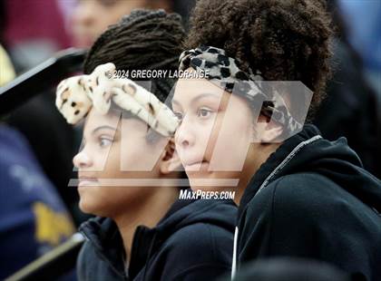 Thumbnail 3 in Ryan vs Mansfield Timberview (UIL 5A Basketball Regional Quarterfinals) photogallery.