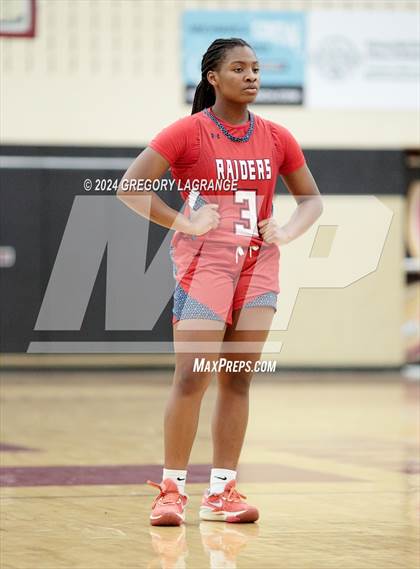 Thumbnail 3 in Ryan vs Mansfield Timberview (UIL 5A Basketball Regional Quarterfinals) photogallery.