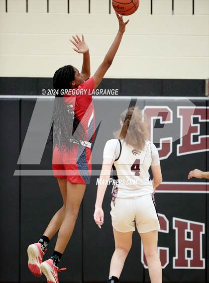Thumbnail 1 in Ryan vs Mansfield Timberview (UIL 5A Basketball Regional Quarterfinals) photogallery.