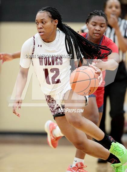Thumbnail 1 in Ryan vs Mansfield Timberview (UIL 5A Basketball Regional Quarterfinals) photogallery.