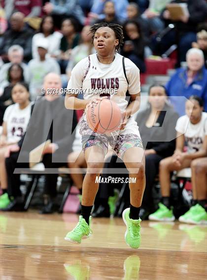 Thumbnail 1 in Ryan vs Mansfield Timberview (UIL 5A Basketball Regional Quarterfinals) photogallery.