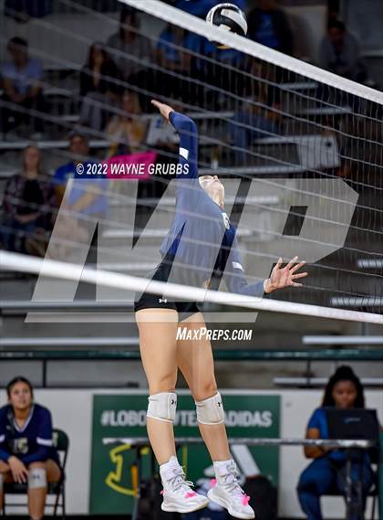 Thumbnail 1 in Tatum vs. New Diana (UIL 3A Bi-District) photogallery.
